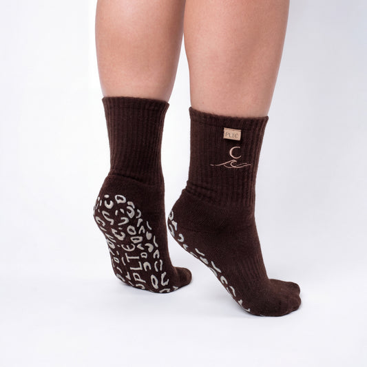 Verlengd grippatroon van de PLTÉ gripsok in Chocolate Brown